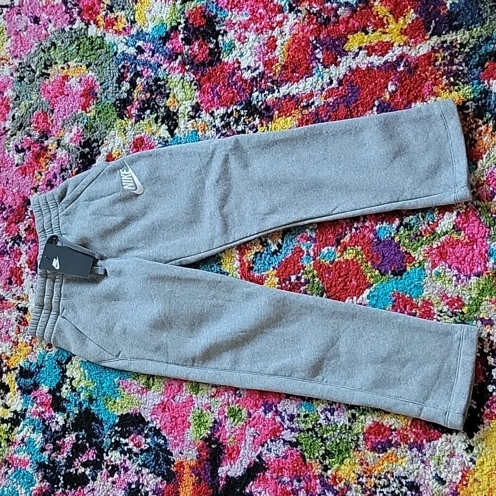 Boys medium sweatpants nike
